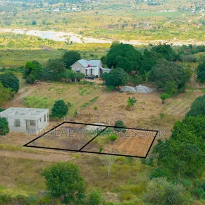 Viwanja Vilivyopimwa Vinauzwa Vipo Mbezi Mpiji Magohe Unapata Na Hati