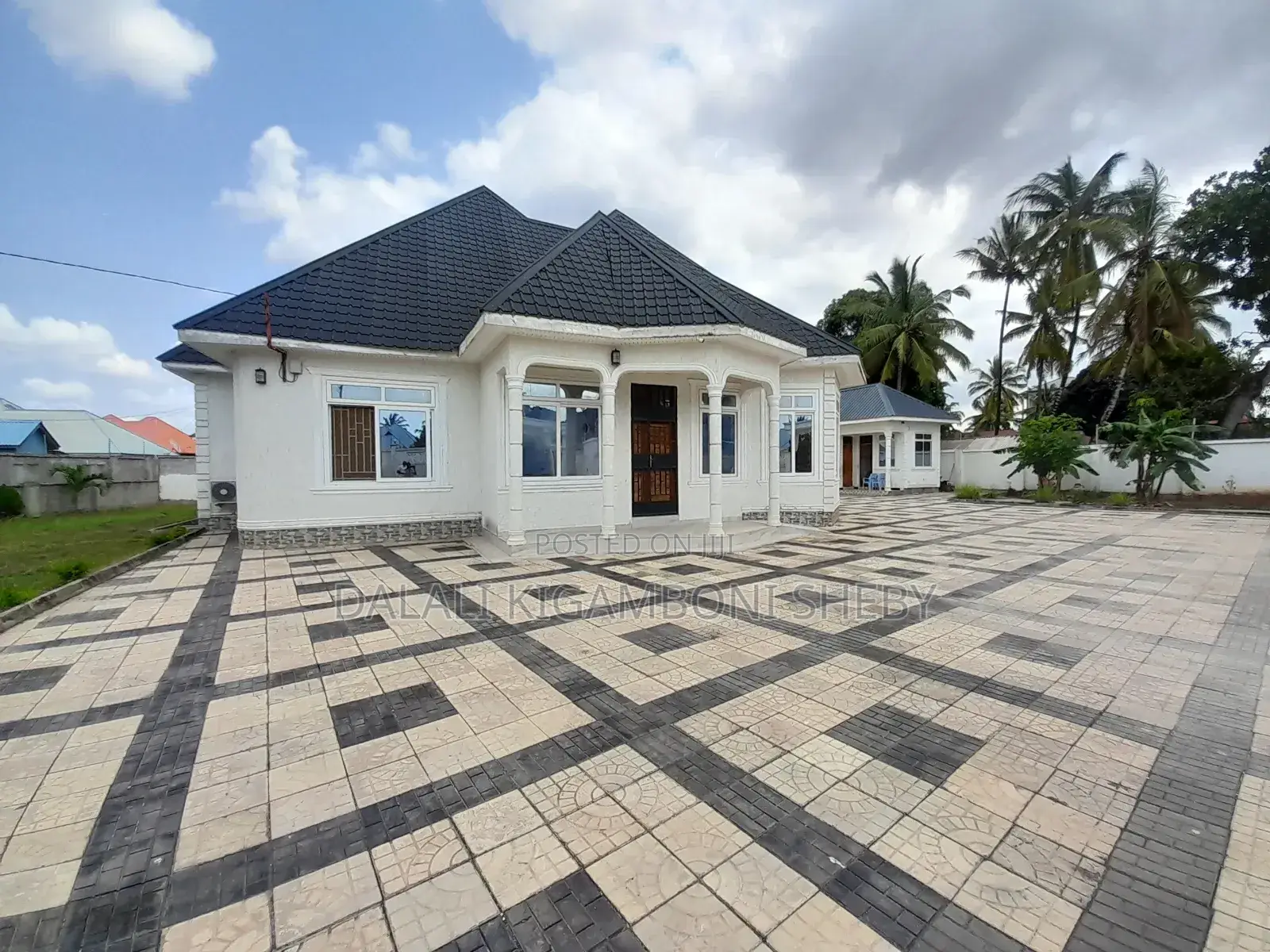 4bdrm House in Kigamboni Kisota for sale