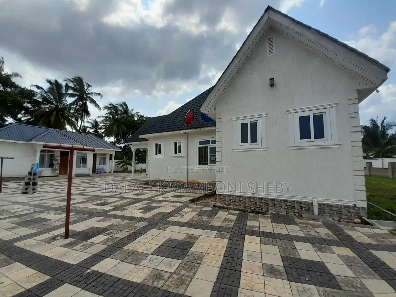 4bdrm House in Kigamboni Kisota for sale