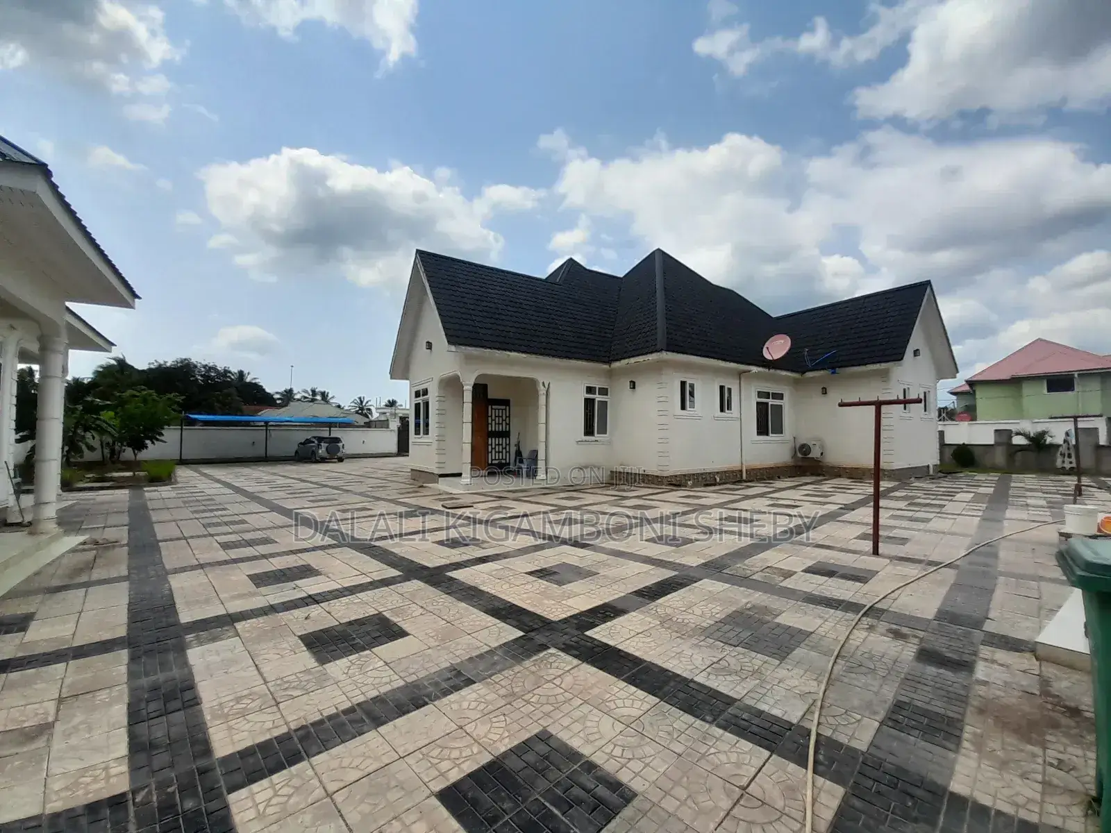 4bdrm House in Kigamboni Kisota for sale