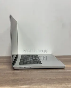 New Laptop Apple MacBook Pro 2024 M4 14-Inch 24GB Apple M4 Pro SSD 1T