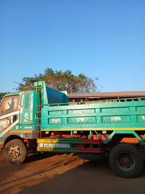 Fuso Tiper 7teen 0a