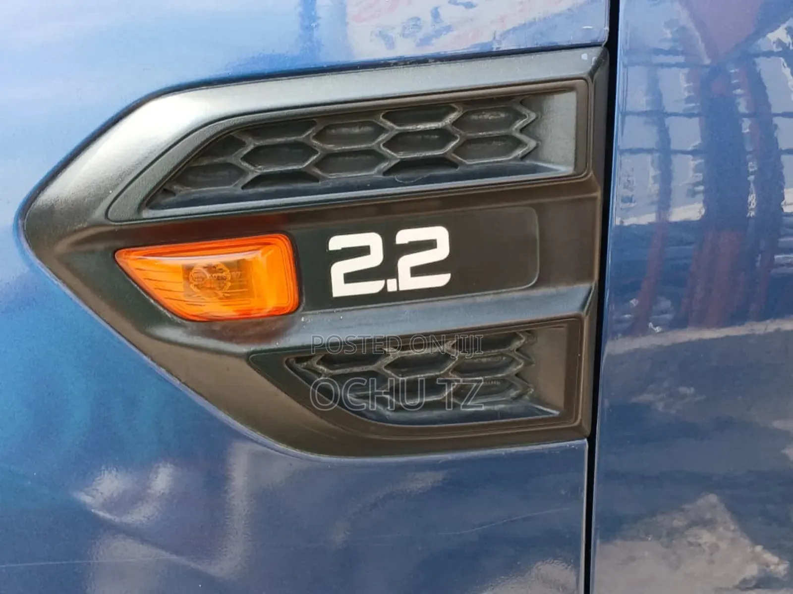 Ford Everest 2017 Blue