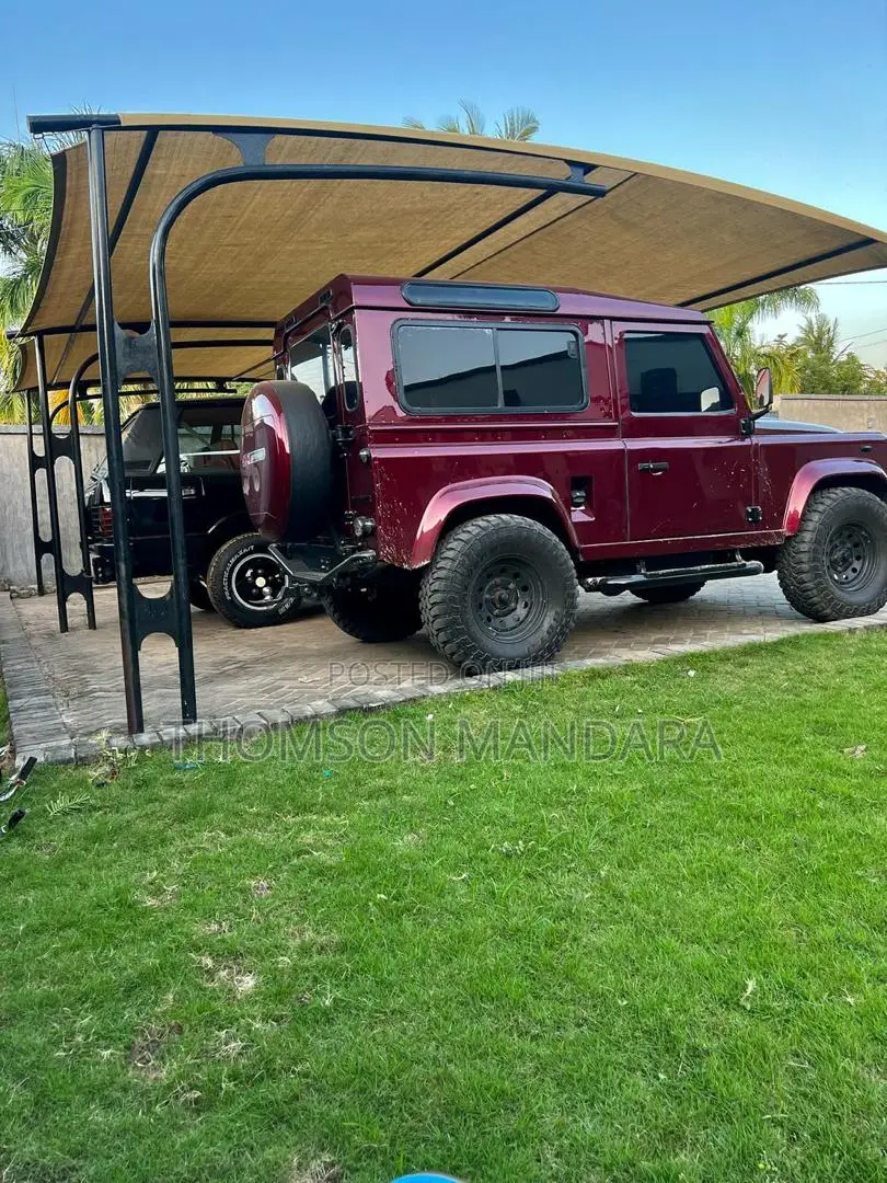 Land Rover Defender 2005 Red
