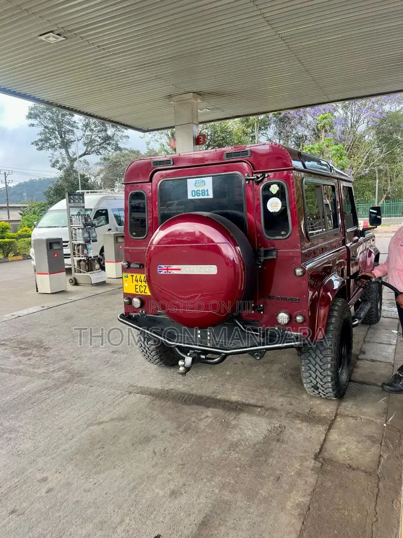Land Rover Defender 2005 Red