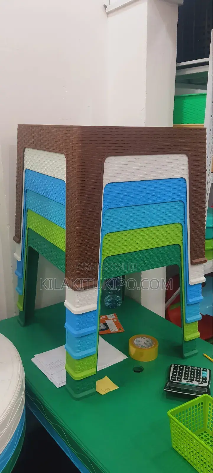 Plastic Table Square Design