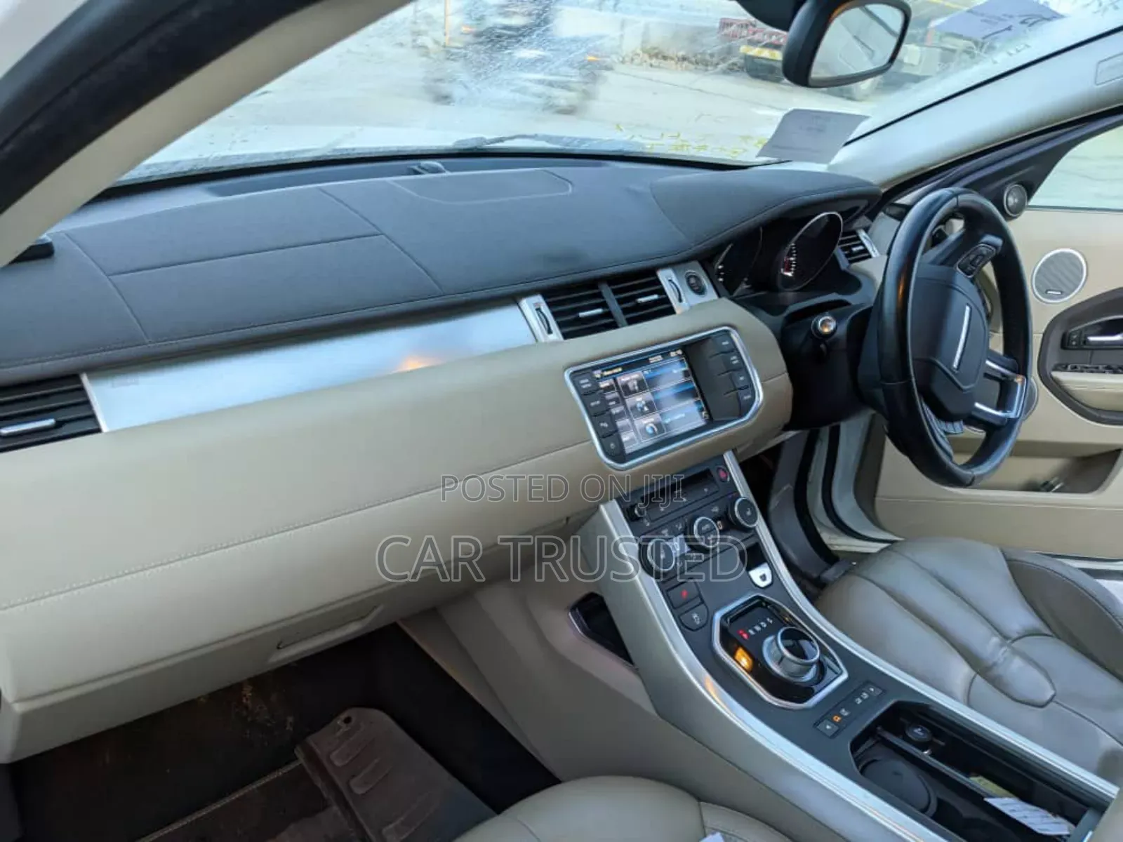 Land Rover Range Rover Evoque Coupe Pure 2012 White