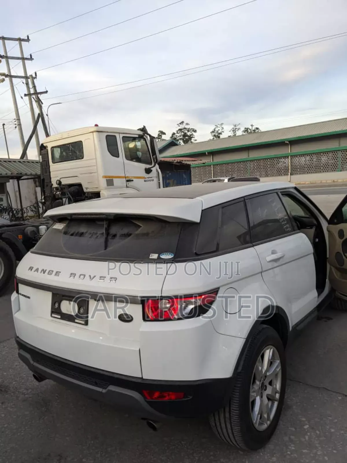Land Rover Range Rover Evoque Coupe Pure 2012 White