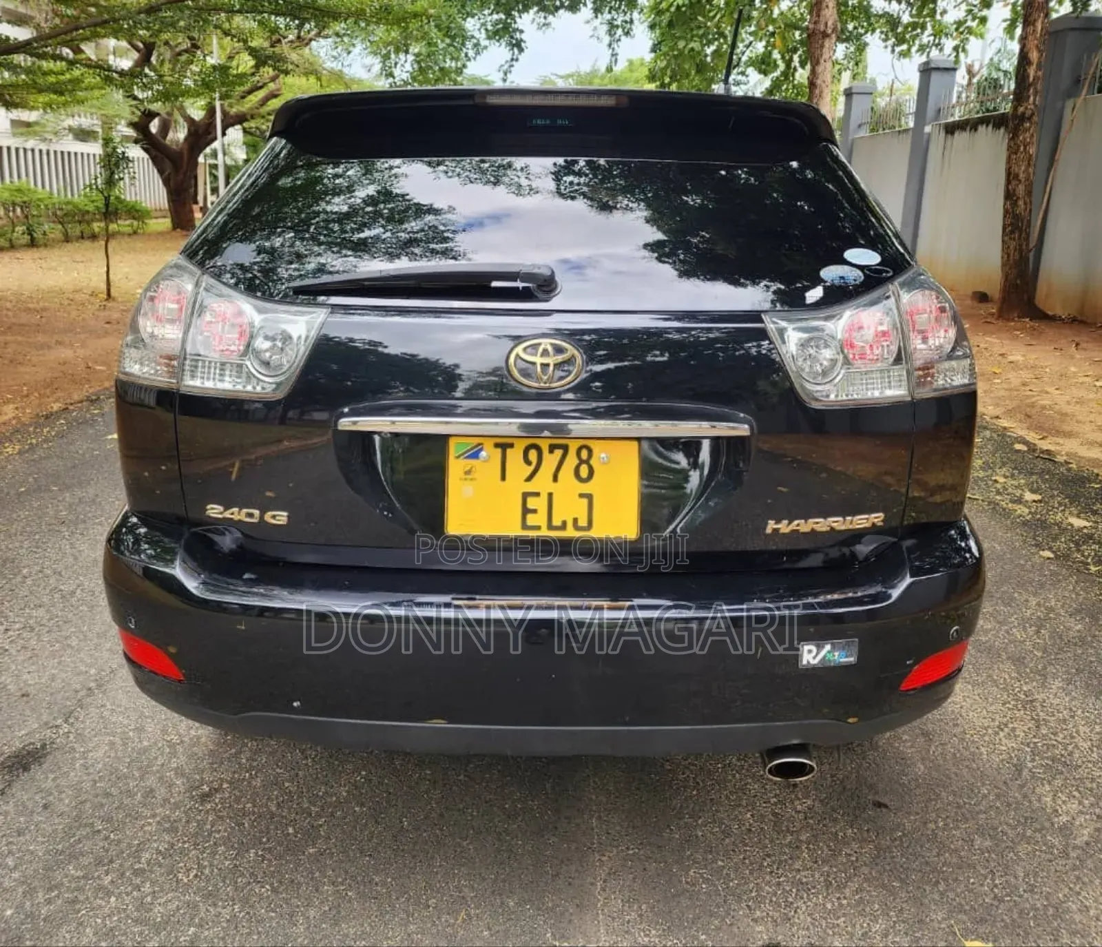 Toyota Harrier 2.4 2006 Black