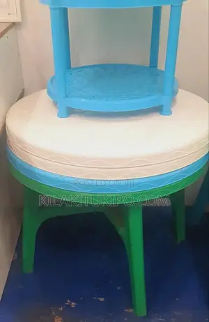 Plastic Round Table 70*90cm