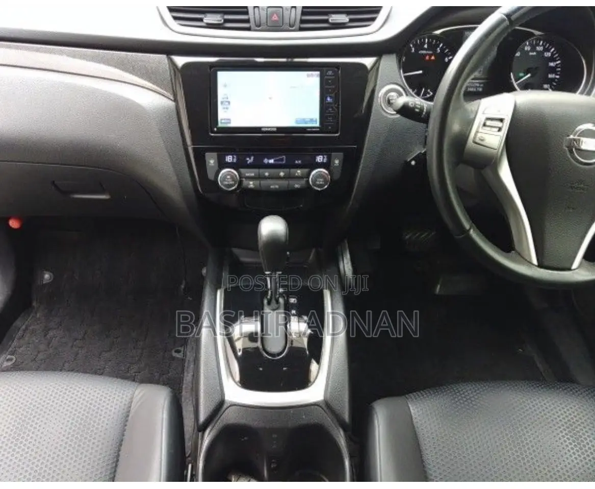 Nissan X-Trail 2.0 Petrol FWD 2014 Green