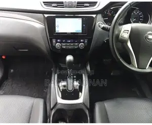 Nissan X-Trail 2.0 Petrol FWD 2014 Green