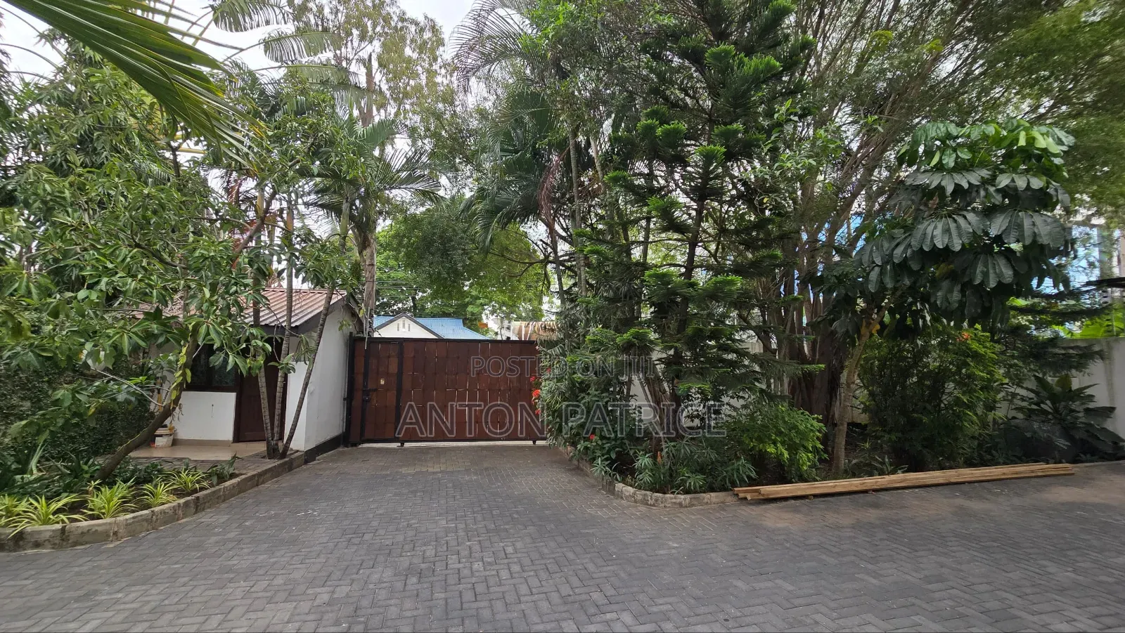 Furnished 3bdrm Apartment in Bahari Beach, Kinondoni for rent