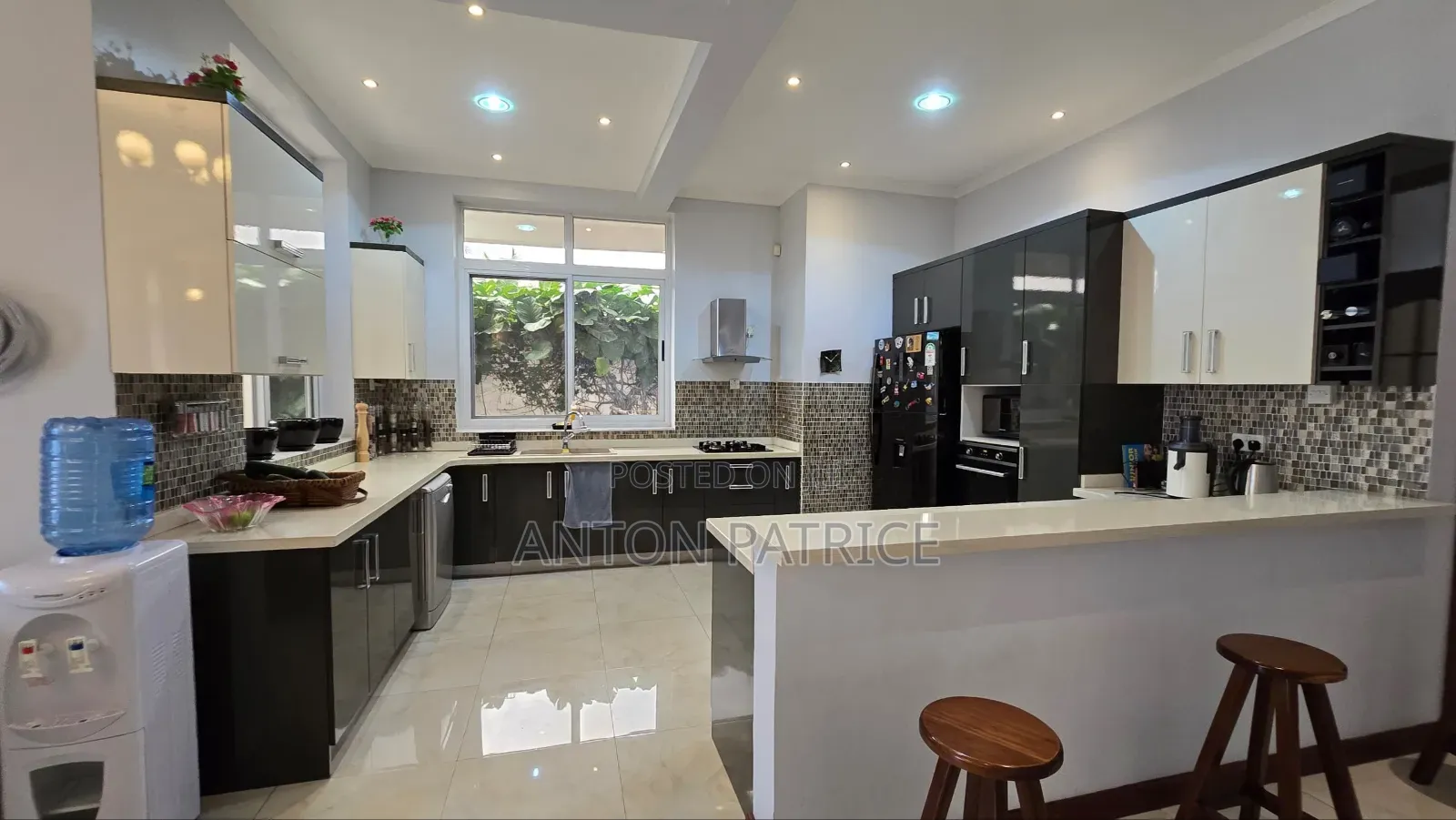 Furnished 3bdrm Apartment in Bahari Beach, Kinondoni for rent