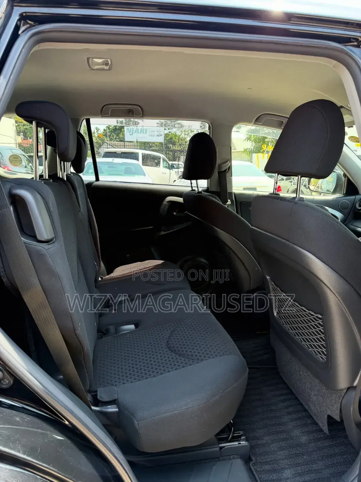 Toyota Vanguard 2012 Burgundy