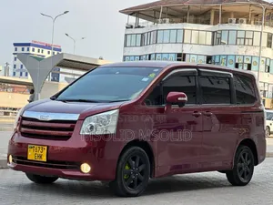 Toyota Noah 2008 Burgundy