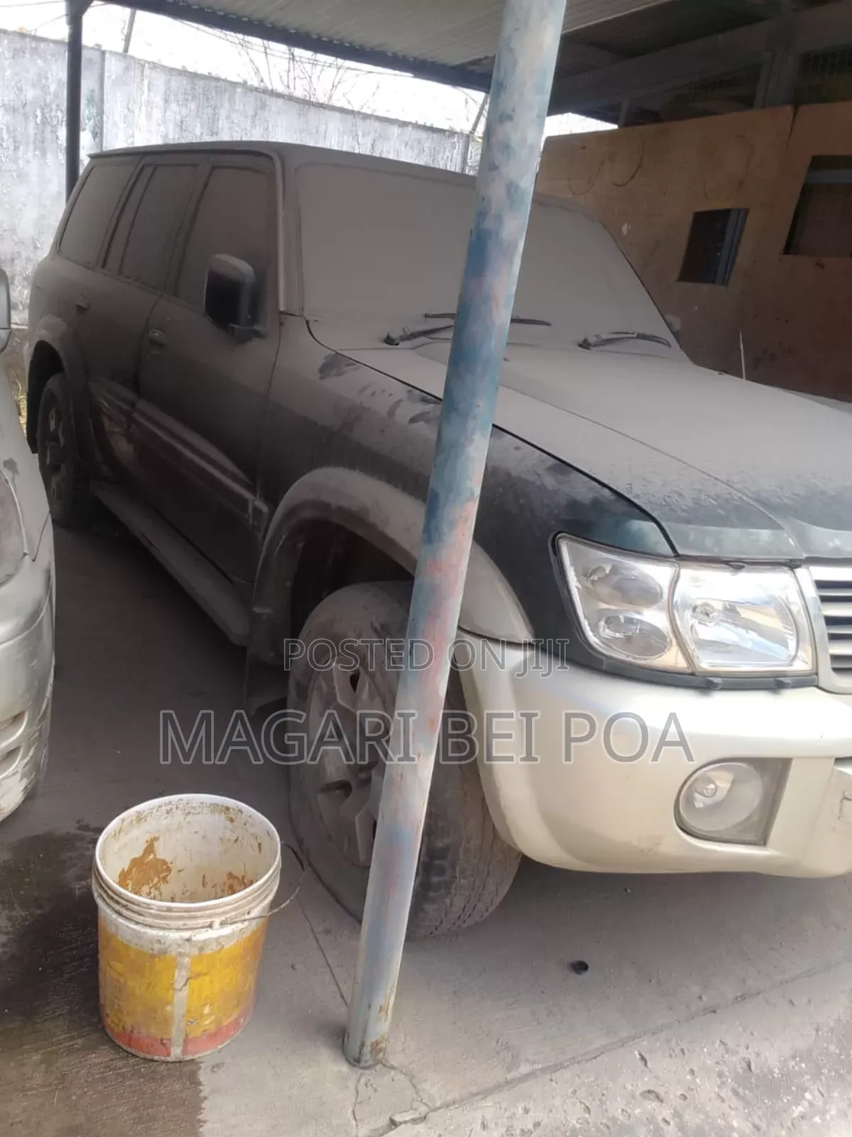 Nissan Patrol 2000 Blue