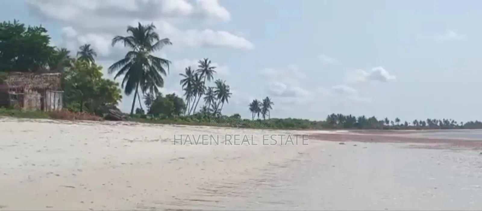 Beach Plot for Sale at Pangani Tanga