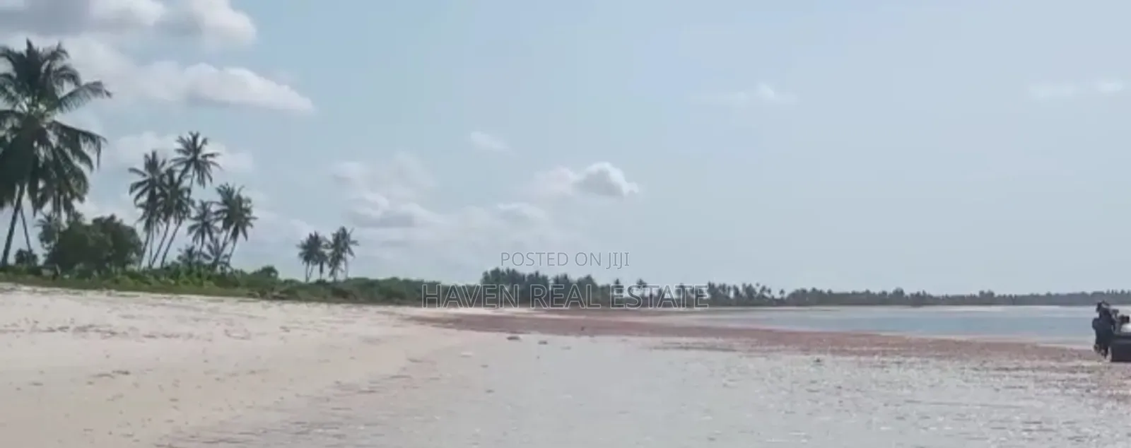 Beach Plot for Sale at Pangani Tanga