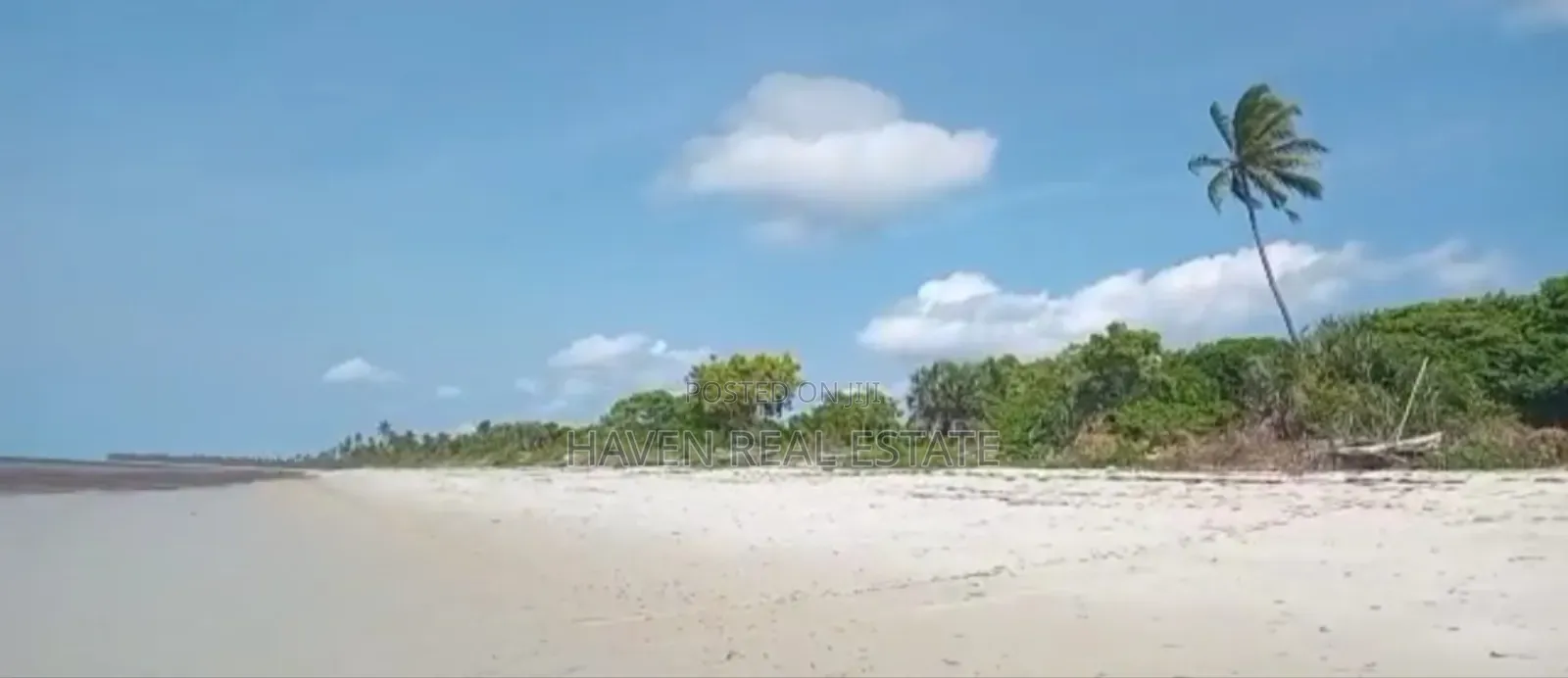 Beach Plot for Sale at Pangani Tanga