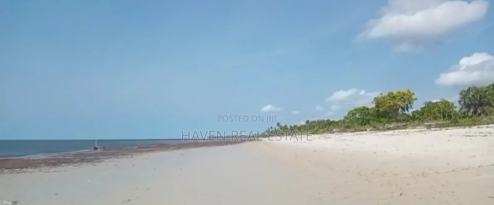 Beach Plot for Sale at Pangani Tanga