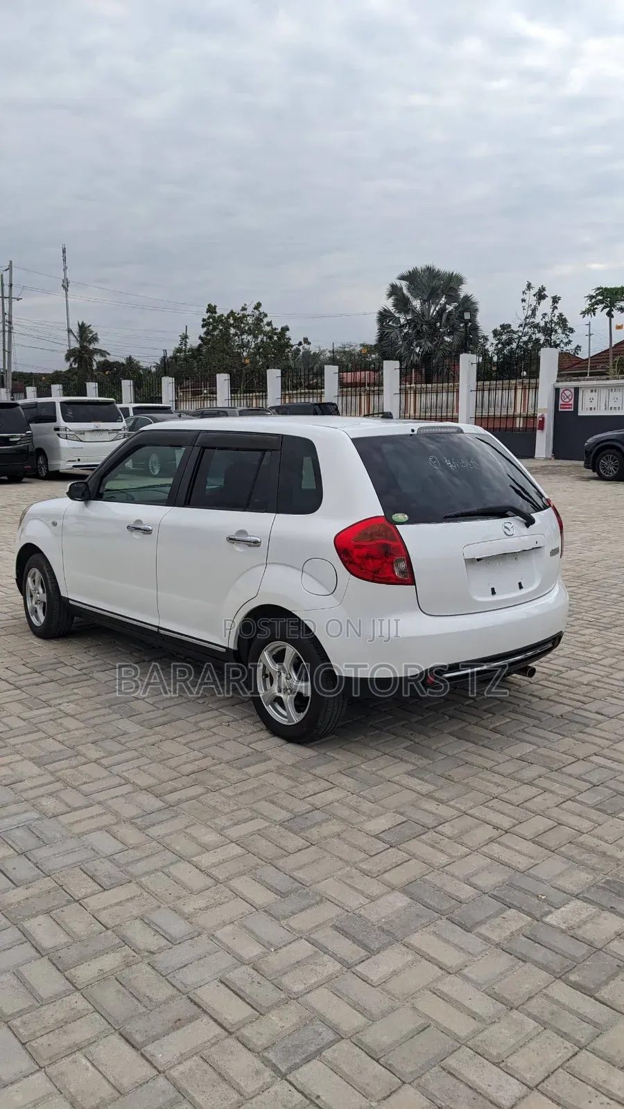 Mazda Verisa 2012 White