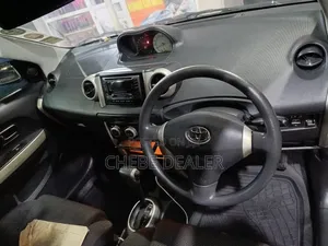 Toyota IST 2004 Black