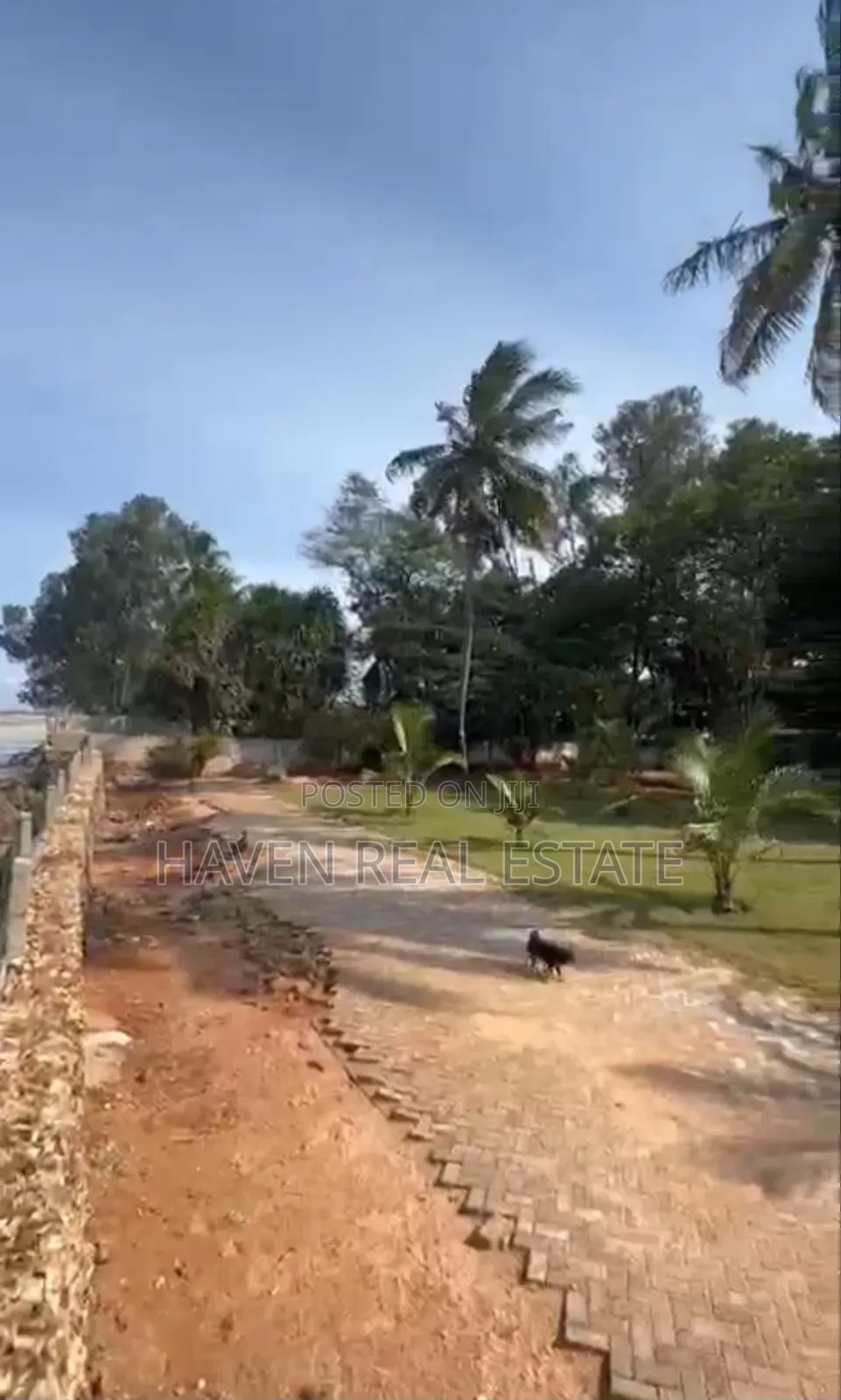 8bdrm House in Mbezi Beach for sale