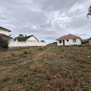 Kiwanja Kinauzwa Mbweni Mpiji