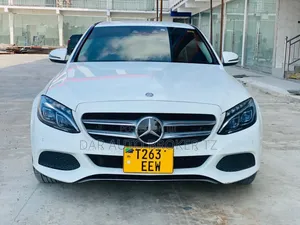 Mercedes-Benz C220 2015 White
