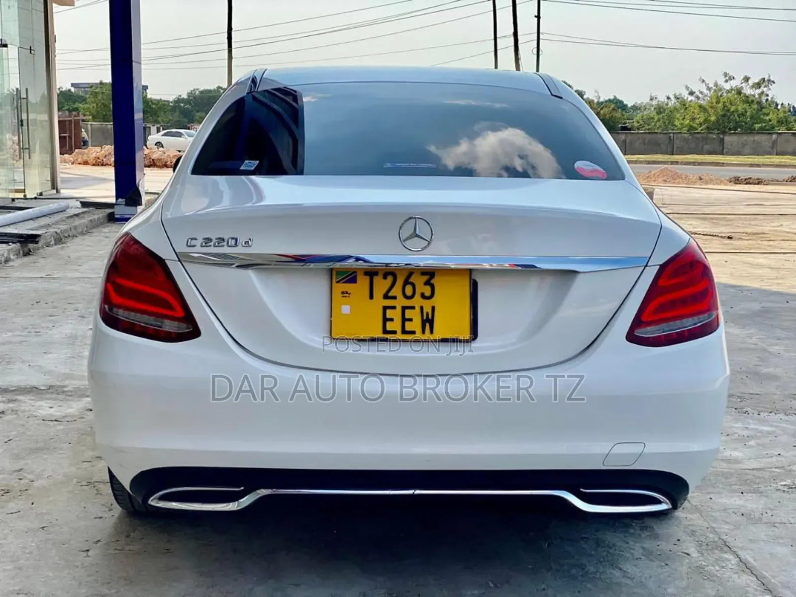 Mercedes-Benz C220 2015 White