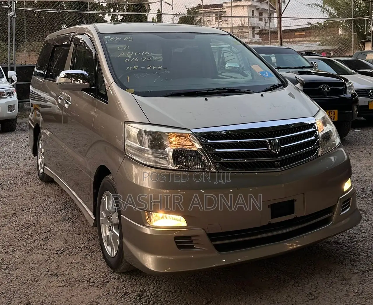 Toyota Alphard 2.4 Petrol FWD 2007 Gold