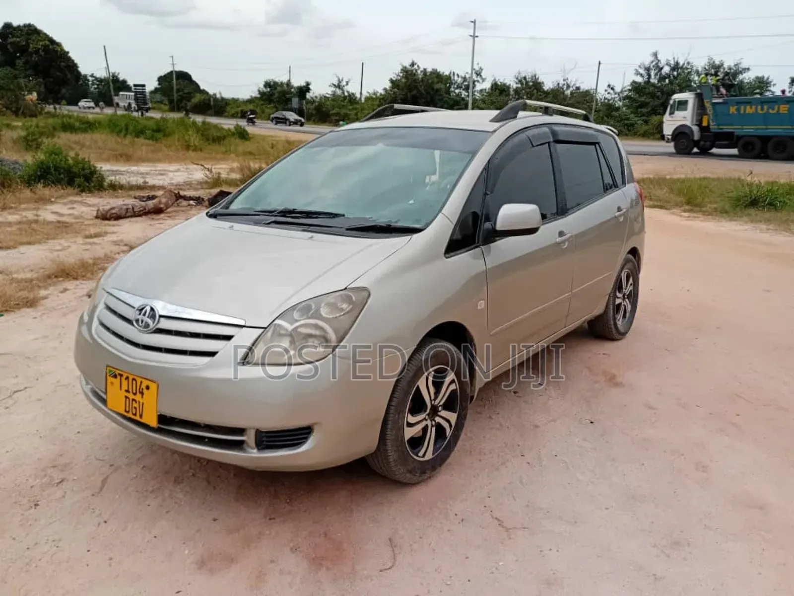 Toyota Corolla Spacio 2005 Gold