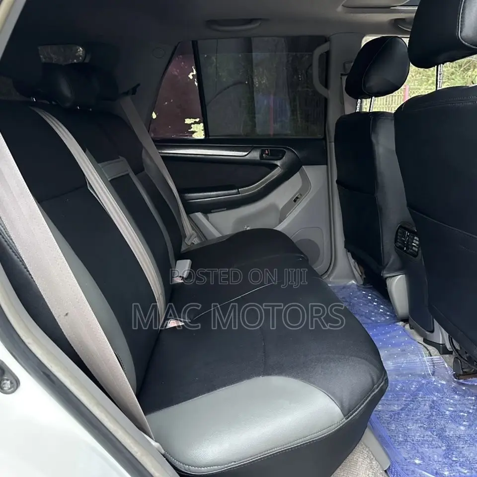 Toyota Hilux Surf 2.7 SSR 2005 White