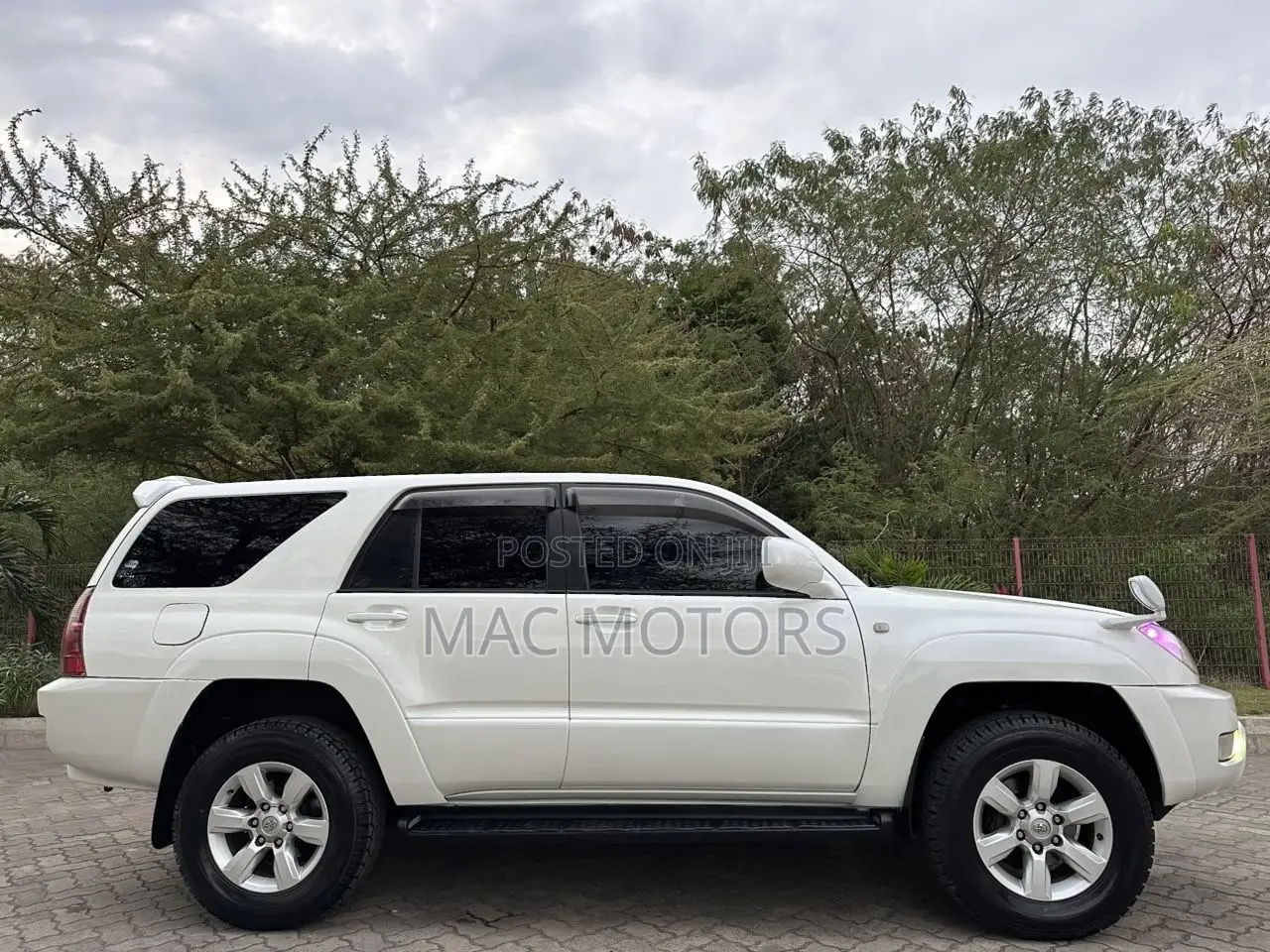 Toyota Hilux Surf 2.7 SSR 2005 White