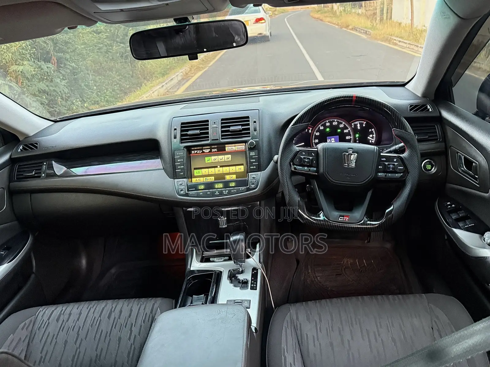 Toyota Crown 2012 Burgundy