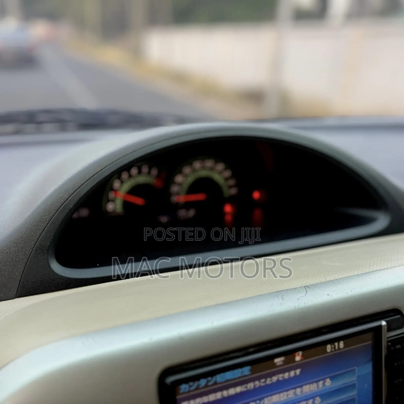 Toyota Porte 2004 Silver