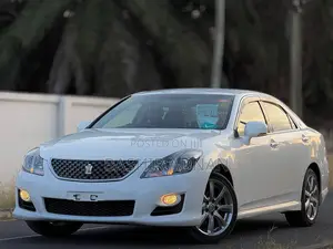 Toyota Crown 2009 White
