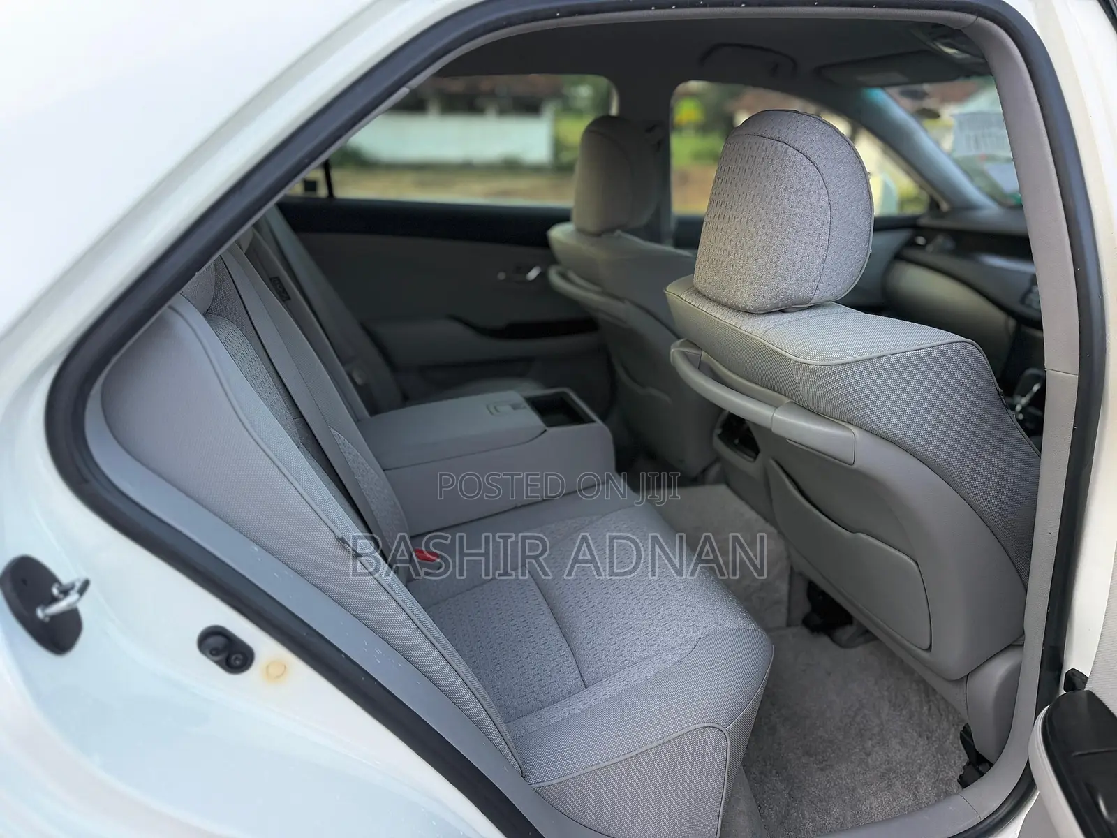 Toyota Crown 2009 White