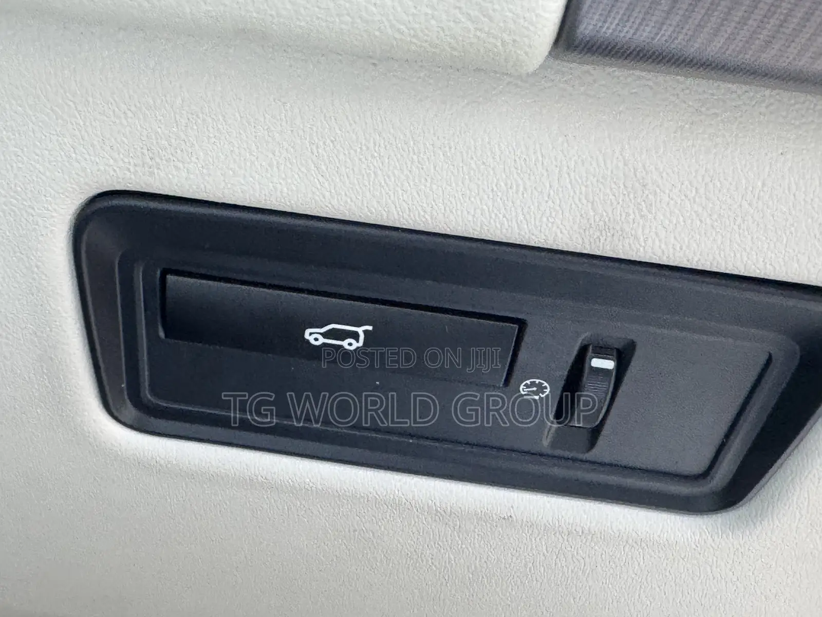 Land Rover Range Rover Sport SE 4dr SUV 4WD (3.0L 6cyl S/C 8A) 2015