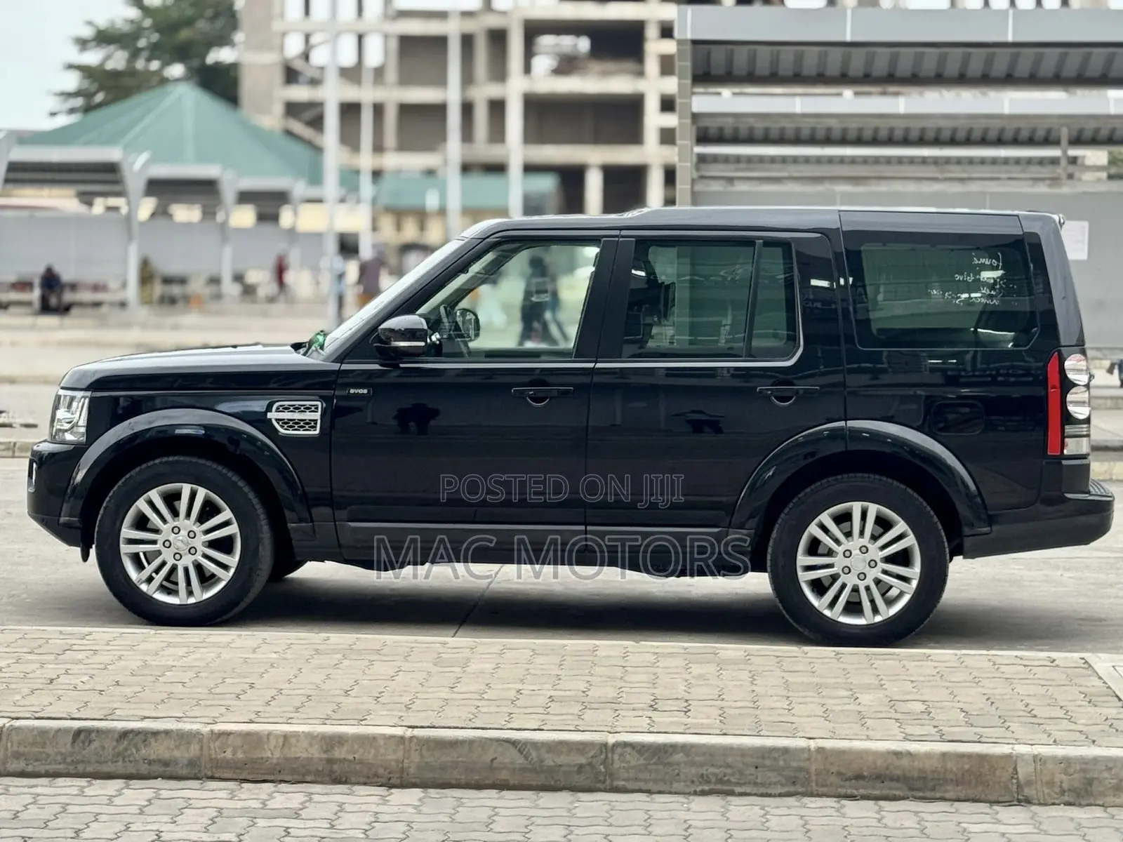 Land Rover Discovery 2016 Black