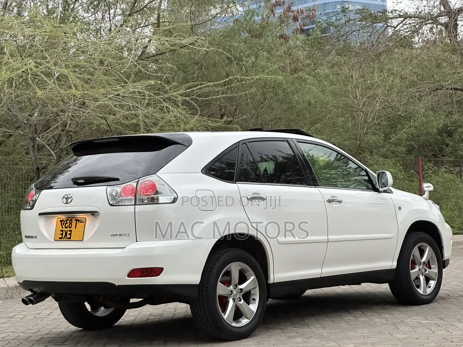 Toyota Harrier 2007 White