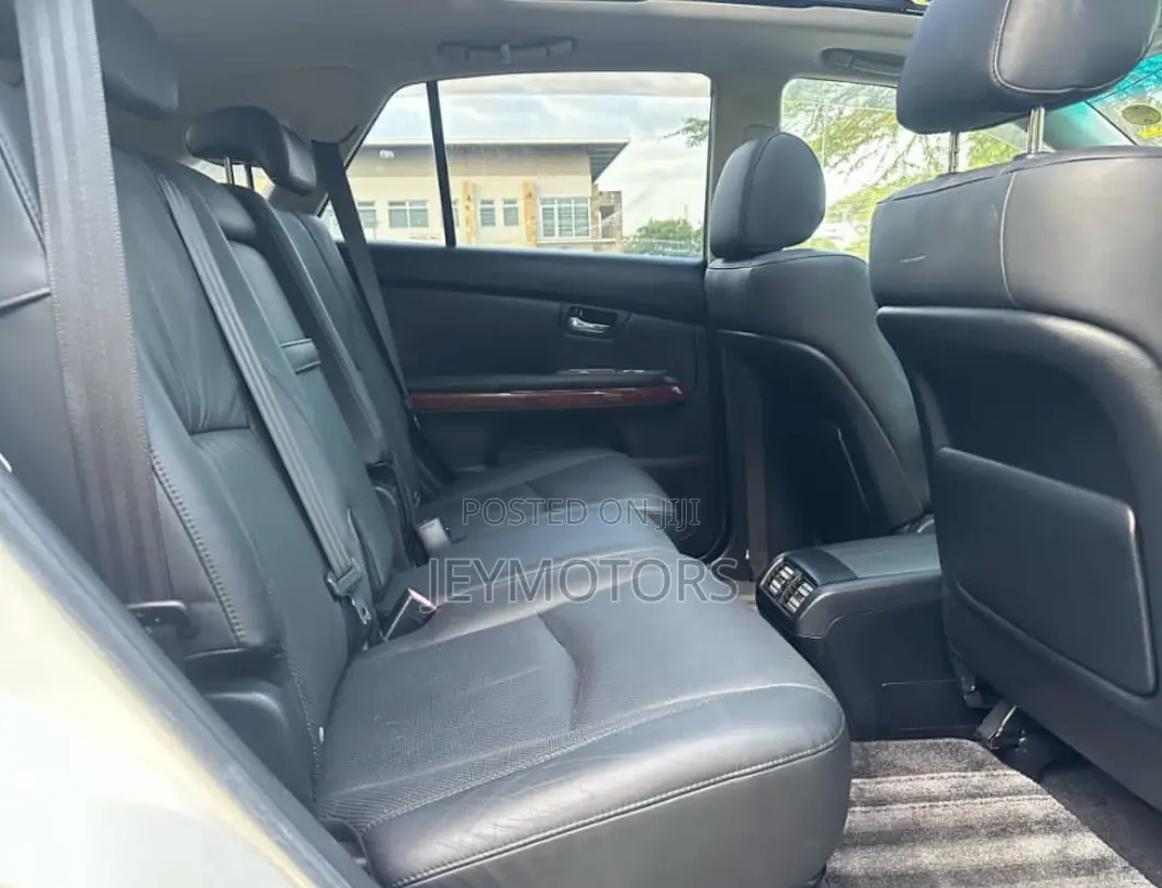 Toyota Harrier 2007 White