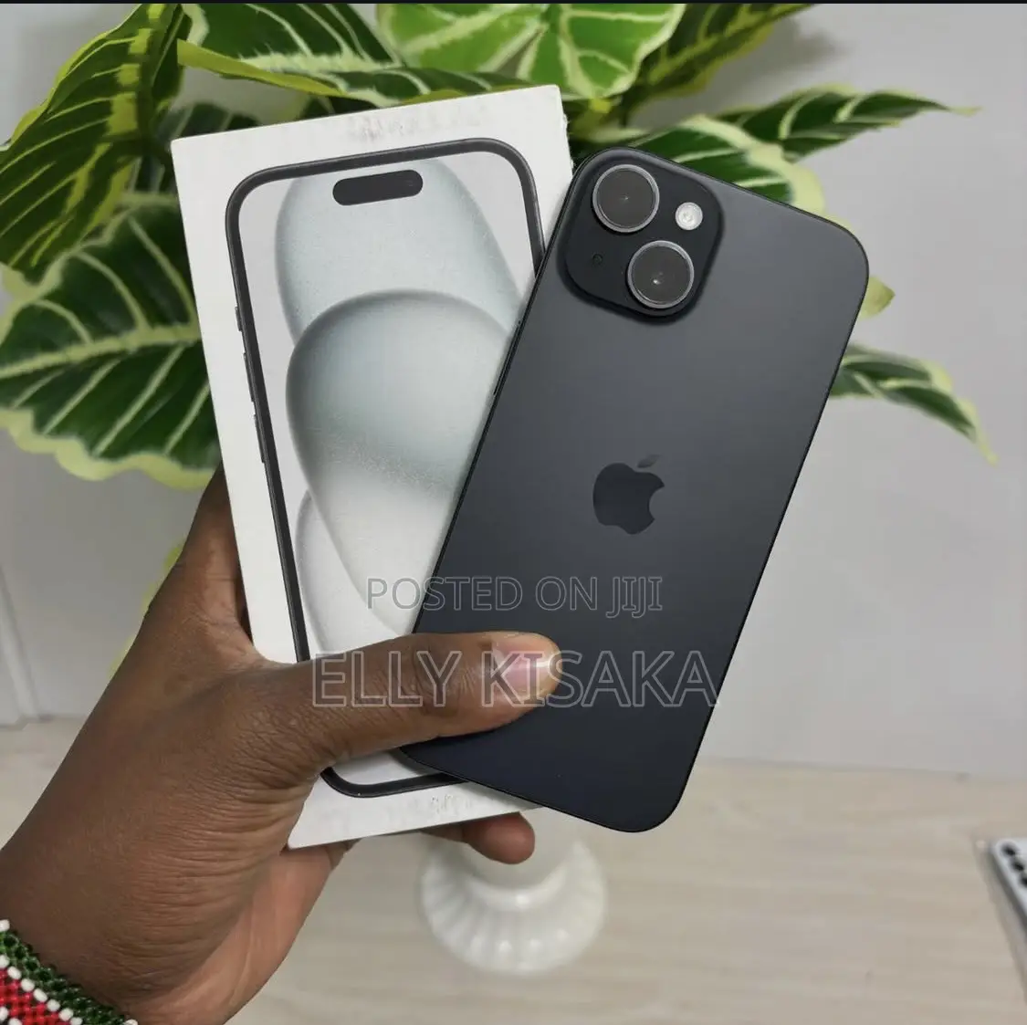 New Apple iPhone 15 128 GB Black