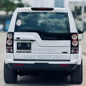 Land Rover Discovery 2015 White