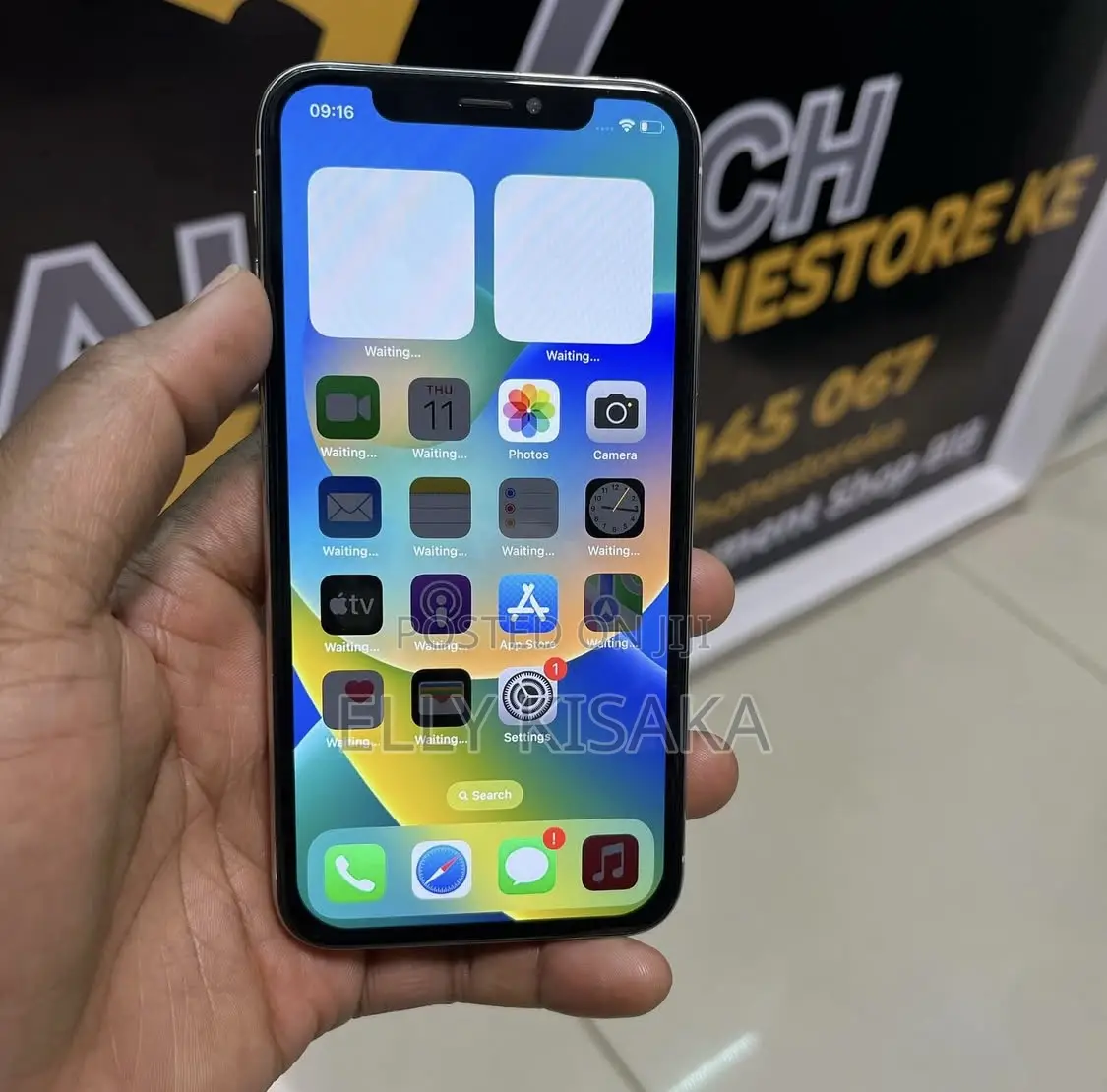 Apple iPhone X 64 GB White