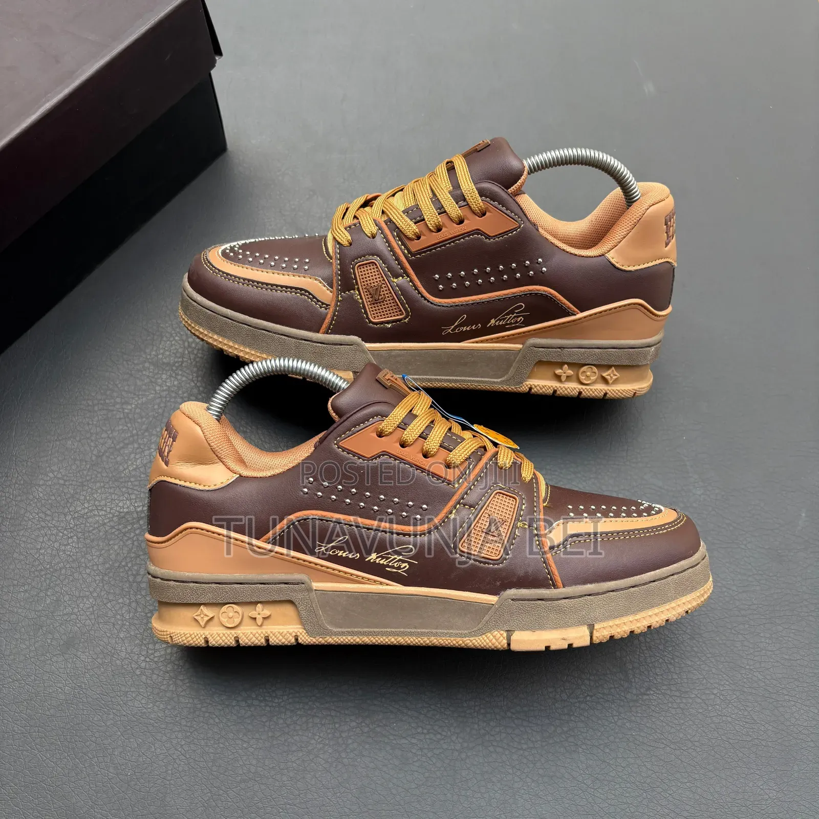 Lv 2025 Sneakers