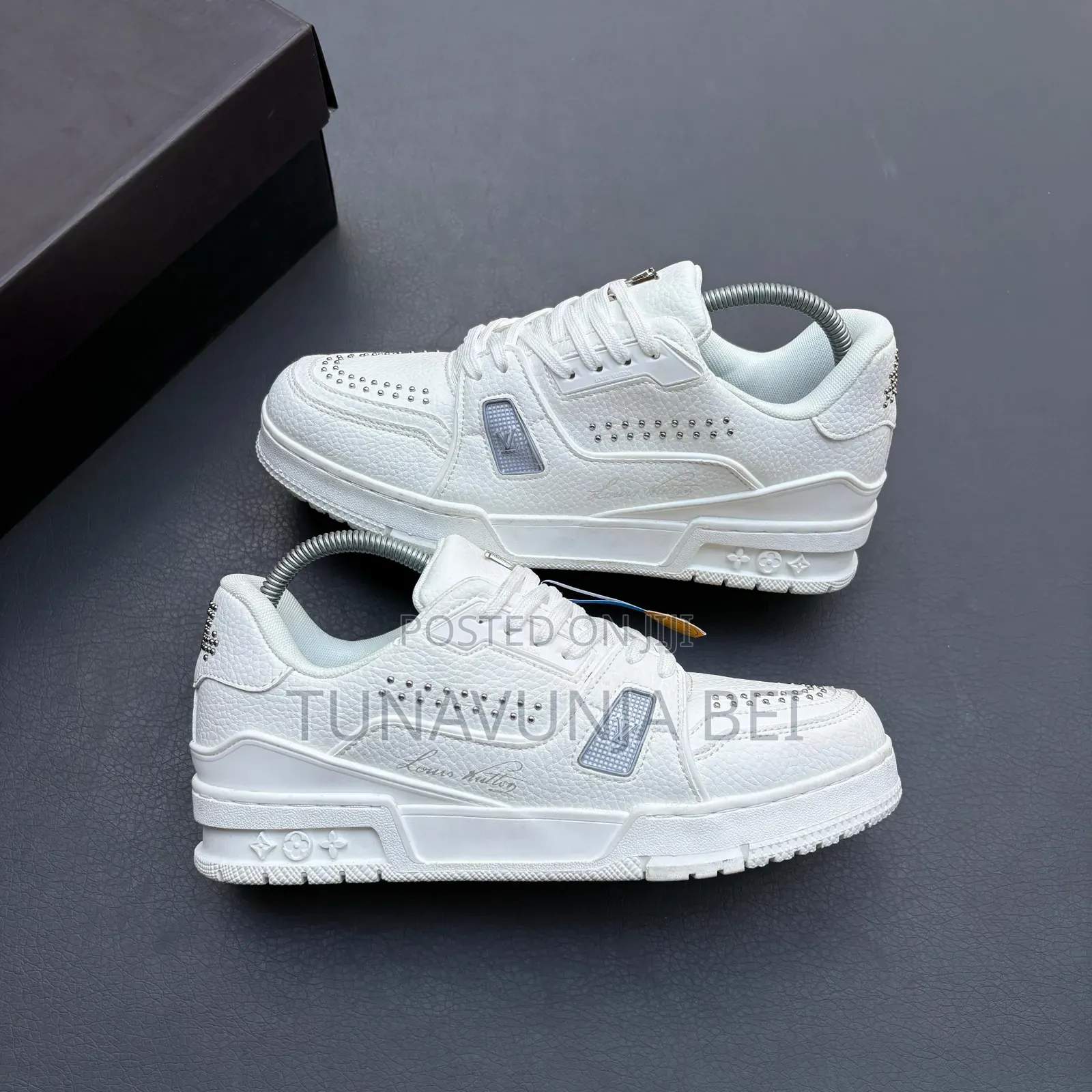 Lv 2025 Sneakers