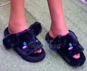 Vinyau Sandals