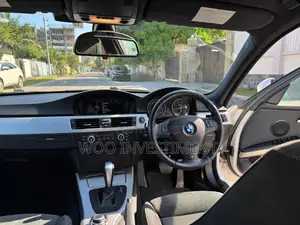 BMW 3 Series 2009 White